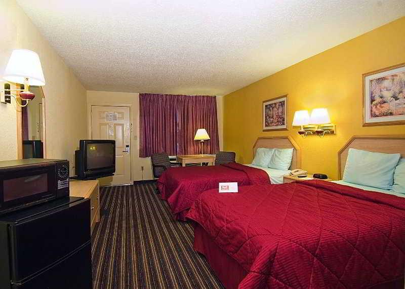Econo Lodge فيكسبيرغ المظهر الخارجي الصورة